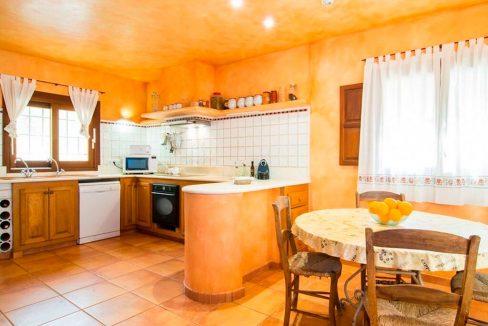 3038089444-can-miquel-13