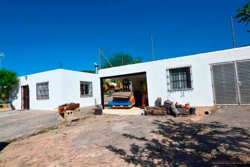 4385272620-casas-gemelas-en-cala-gracio-14